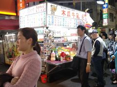 -六合夜市
