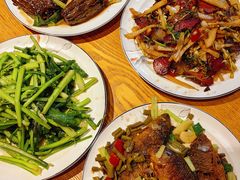 -牛八宝桂林米粉(八里庄店)
