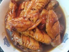 -爱的果实月嫂育婴师(世纪东方店)