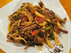 -小厨子私房菜·云南美食店