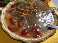 -天天向上素食餐厅(五台山店)