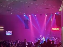 -TZ House音乐现场(来福士中心店)