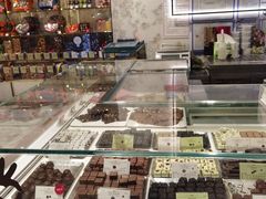 -VENCHI 闻绮(北京国贸商城店)