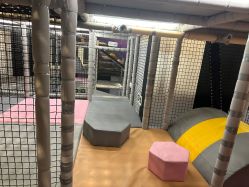 -meland club亲子乐园(重庆万象城店)