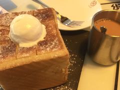 -新大咀港式茶餐厅(宝山万达店)
