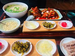 松鼠桂鱼面-苏面坊(苏州托尼洛·兰博基尼书苑酒店)