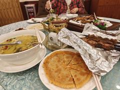 -巴扎美食·新疆菜·西域歌舞表演餐厅(新疆大厦店)