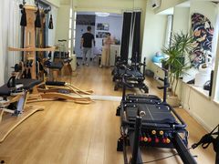 -简·无界健身工作室·运动康复·体态(石厦店)