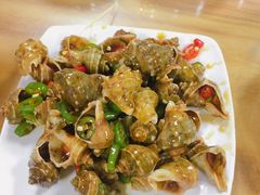 -亨利烧烤(理想山店)