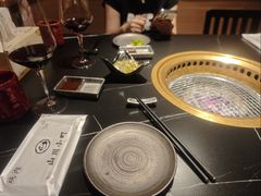 -山川小町·极番烧肉(新地假日广场店)