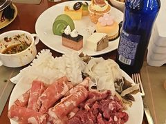 -元一希尔顿酒店·鲜切牛肉火锅禅自助餐厅