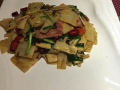 -雀舞云南菜(乐客城店)