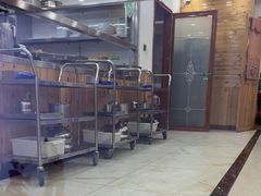 -屯老二农家铁锅炖·行业领军者(梅江店)
