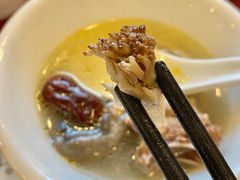 -鲁朗纳麦石锅鸡庄园