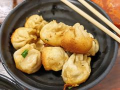 特色葱煎包-赵宝美煎包店