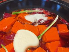 -牛市坎火锅(建设路店)