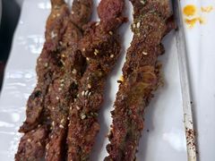 -三江源美食城