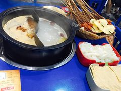 -马路边边·成都串串(翠柏路店)
