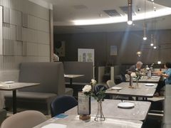 -必胜客(漕宝路店)