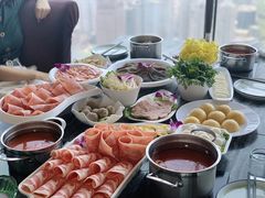 -云中捞高空旋转餐厅(商茂世纪广场店)