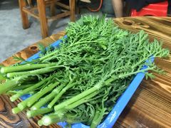 -吉品莞家·鲍鱼鸡煲(东莞店)