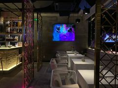 -Bo Lounge & BOA Club