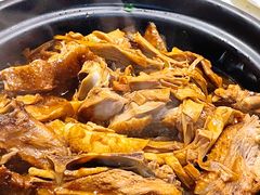 秘制闷鹅-任兴记(定西路店)