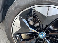 -蜂鸟快修喷漆钣喷汽修旗舰工厂(军工路店)