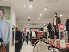-优衣库(威海威高购物中心店)