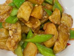 -红东阁东北菜烤肉酒馆(CROSS万象汇店)