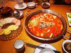 -新凯里酸汤鱼(飞山街店)