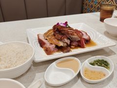 -香港新发烧腊茶餐厅(水围店)