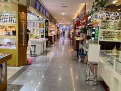 -三叶眼镜城批发市场(上海火车站店)