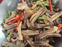 -虎洞山庄食府
