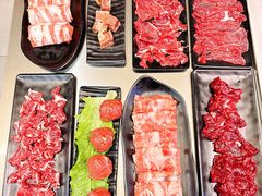 -牛里牛气· 榴莲海鲜鲜牛肉自助火锅·烤肉(华南城店)