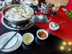 -老石黑山羊毛驴肉火锅(金凯广场店)