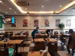 大堂-西部马华清真食府·丝路菜(大钟寺店)