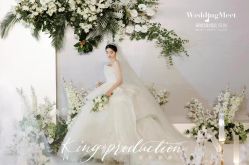 点击看大图 -Renee芮亦婚纱