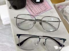 -潘多拉眼镜·蔡司依视路明月(潘家园店)