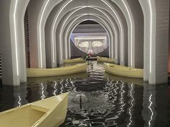 -涨巢·潮玩水疗局