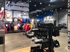 -adidas(滔搏朝阳大悦城店)