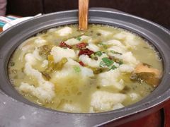 -周鱼小馆石锅酸菜鱼(活力汇店)