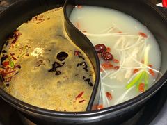 鸳鸯锅-钢管厂歆瑞源油卤串串香(春熙路太古里店)