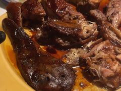 -八府香鸭·啫啫煲(华山路店)