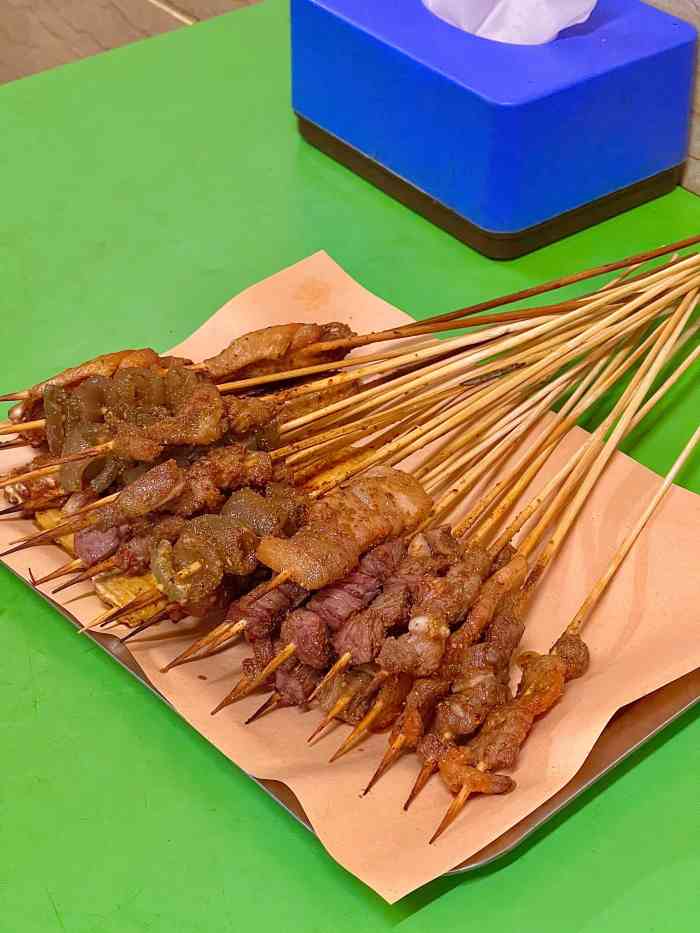 老崔烧烤-"弟妹没吃过老崔烧烤,但是一直听说这家不错.