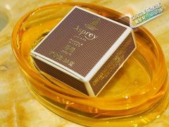 -上海浦东丽思卡尔顿酒店