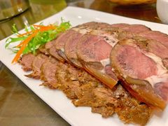-洁神饭庄·海鲜·青岛菜·30年老字号(五四广场店)