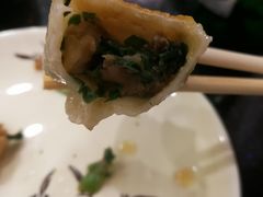 三鲜锅贴-阿宝海鲜饭店