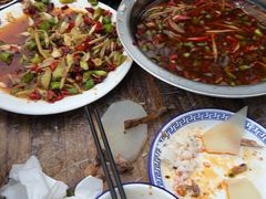 -盐府老街兔(三八路店)