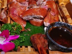 -老滇山寨•云南特色菜•地方菜•民族风情歌舞表演(金碧店)